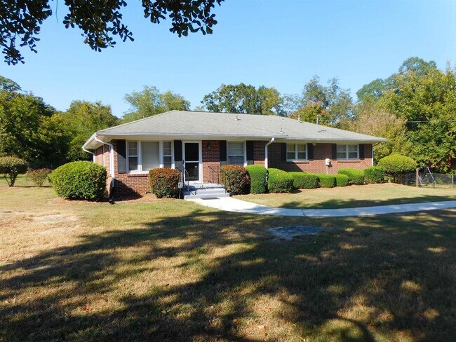 Building Photo - 893 Andrews Dr NW