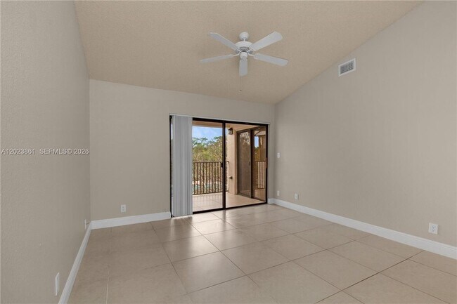 Building Photo - 10105 W Sunrise Blvd