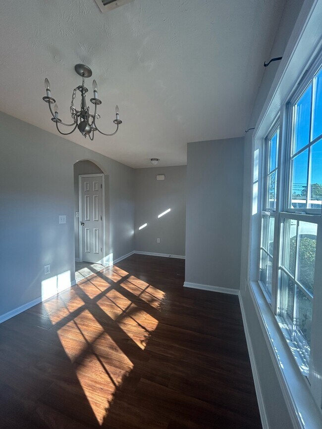 Foto del edificio - 104 Alice Walker Dr