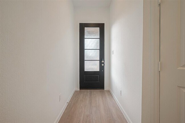 Foto del edificio - 27106 Wandering Gln Ln