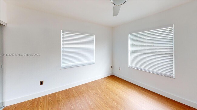 Foto del edificio - 5517 Wiley St