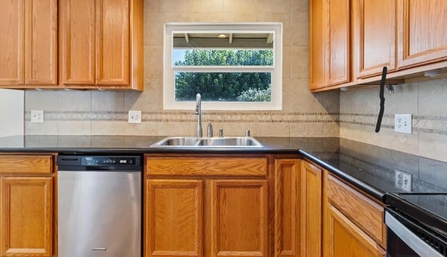 Building Photo - 1241 Hibiscus Way