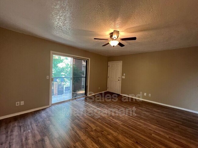 Building Photo - 3200 W Britton Rd