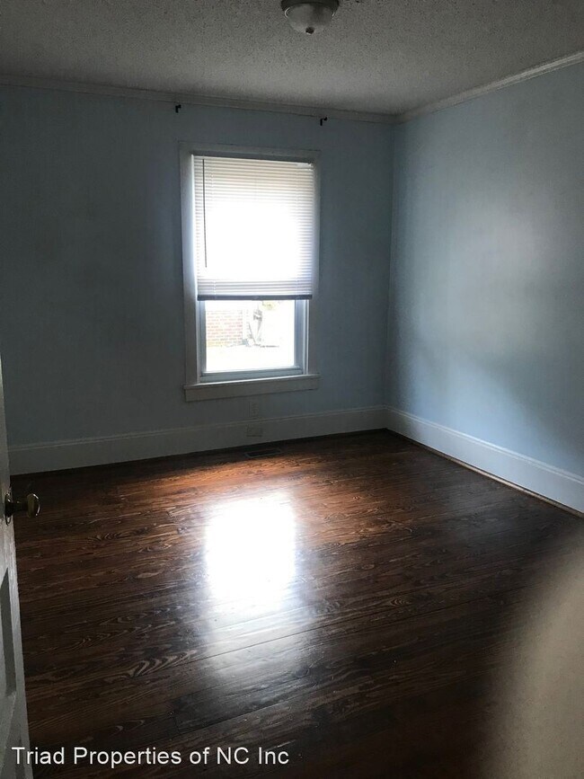 Building Photo - 3 br, 1 bath House - 1609 Fairview St