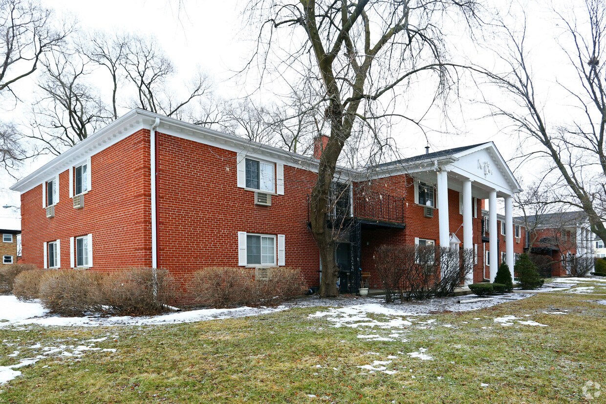 Foto principal - 101-111 N Lincoln Ln