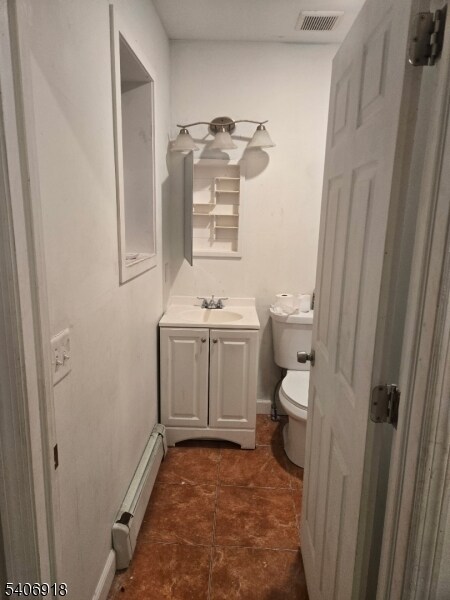 Foto del edificio - 38 11th Ave W