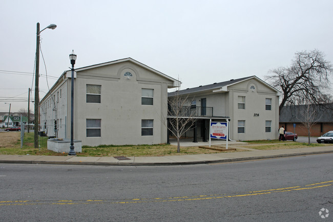 Building Photo - Jefferson Manor Apartments