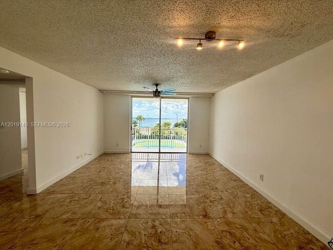 Foto del edificio - 770 Claughton Island Dr