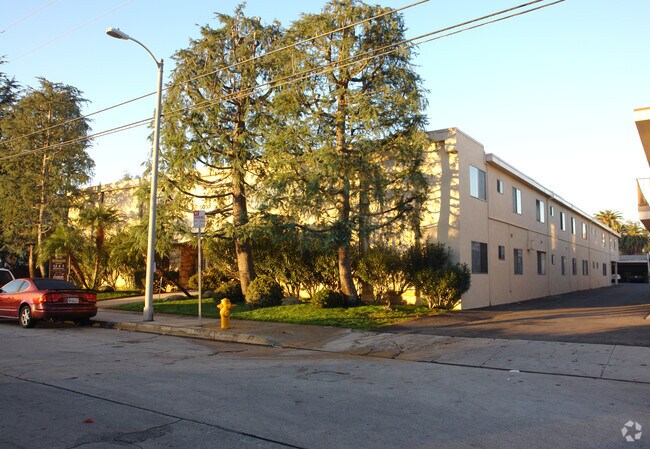 Building Photo - 5035 Klump Ave
