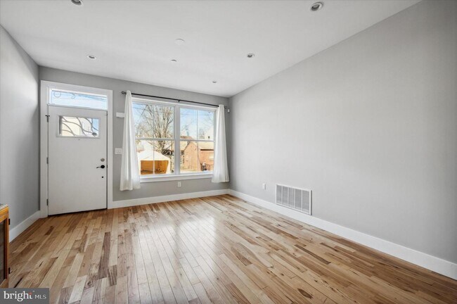 Foto del edificio - 2122 Ellsworth St
