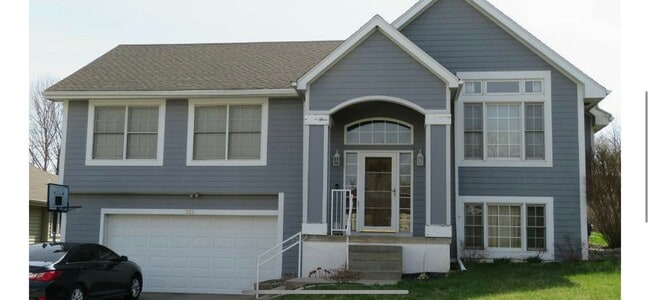 **AVAILABLE NOW**Dream Home in the Lewis C... - **AVAILABLE NOW**Dream Home in the Lewis C...