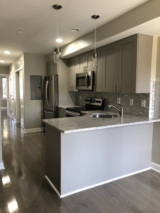 Foto del edificio - 2218 Ellsworth St