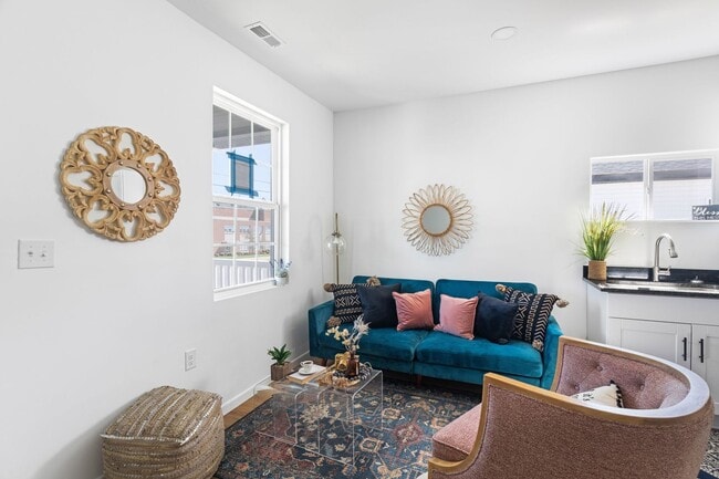 Foto del edificio - 409-411 Novelty St