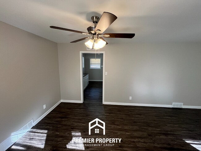 Photo - 1334 Timothy Dr House