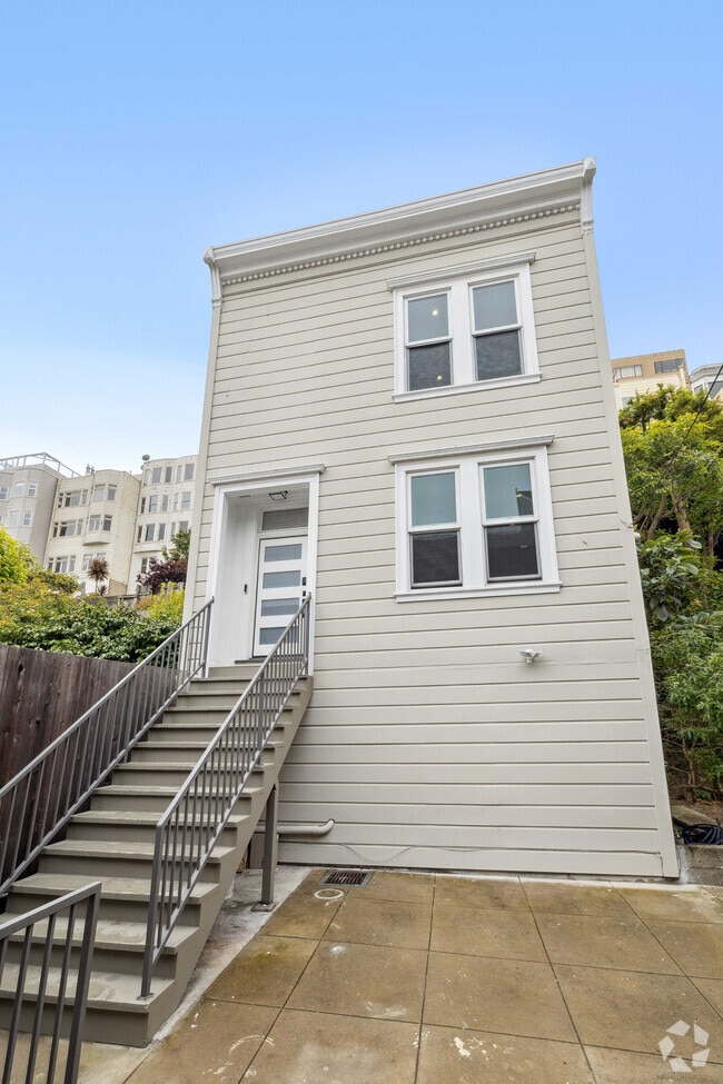 Building Photo - 971 Filbert St