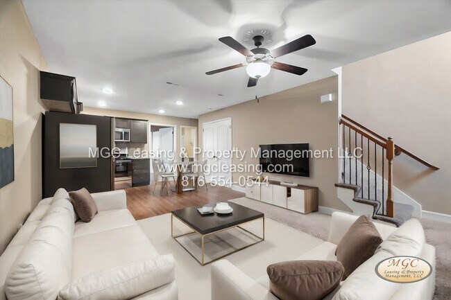 Foto del edificio - 504 N Foxridge Dr