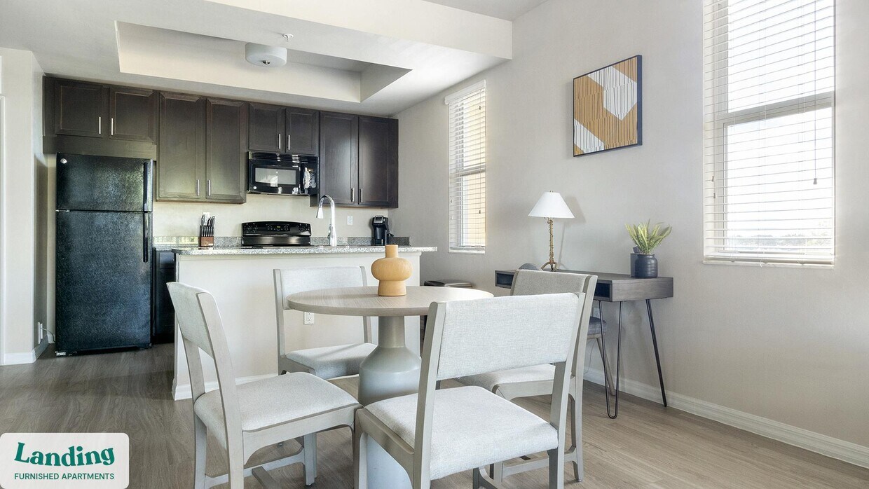 Foto principal - 4590 Winkler Ave