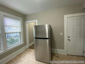 Building Photo - 186 Bowdoin St Building Photo - 186 Bowdoin St