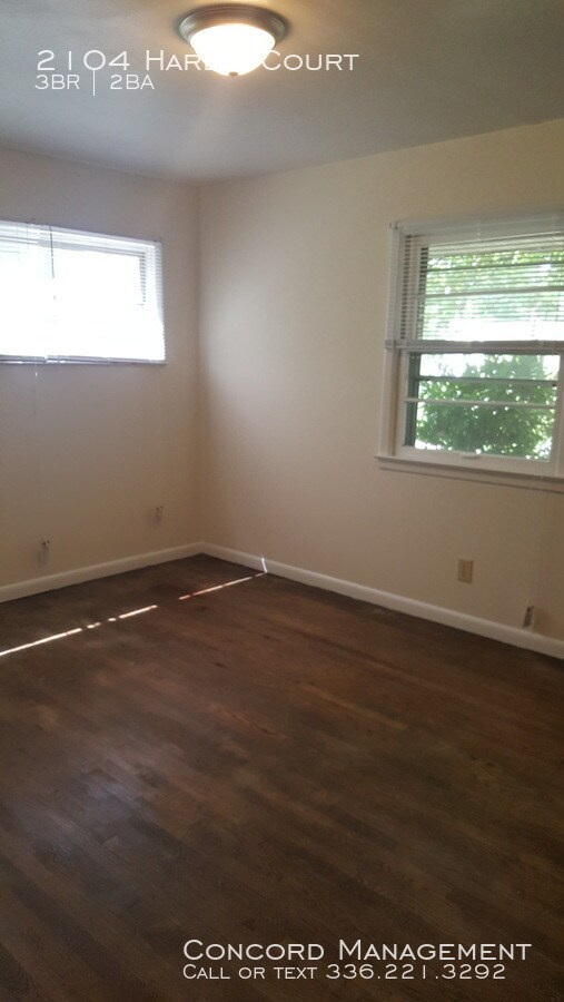 Building Photo - 2104 Hardie Court