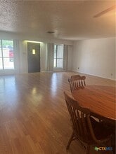 Building Photo - 6 Ramona Ln