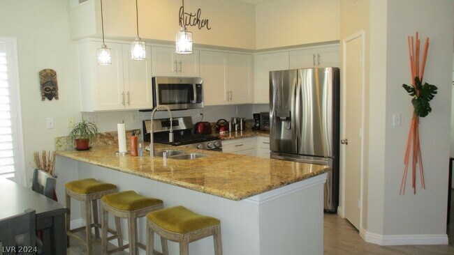 Foto del edificio - 4821 Black Bear Rd