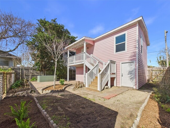 Building Photo - 3602 Avenue S 1/2