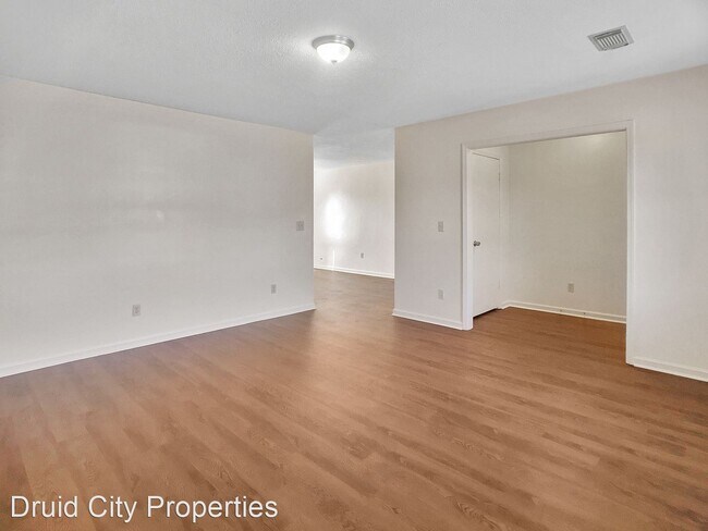 Foto del edificio - 3 br, 2 bath House - 2463 Rutherford Circle