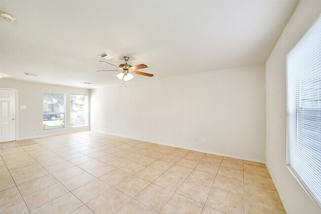 Foto del edificio - 20026 Beechview Ln