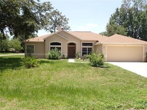 Building Photo - 132 Berkshire Ln