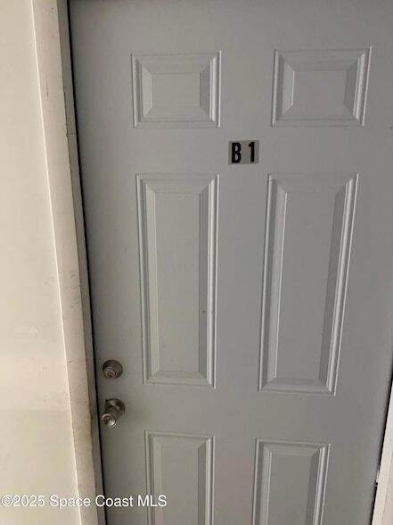 Foto del edificio - 808 Forrest Ave