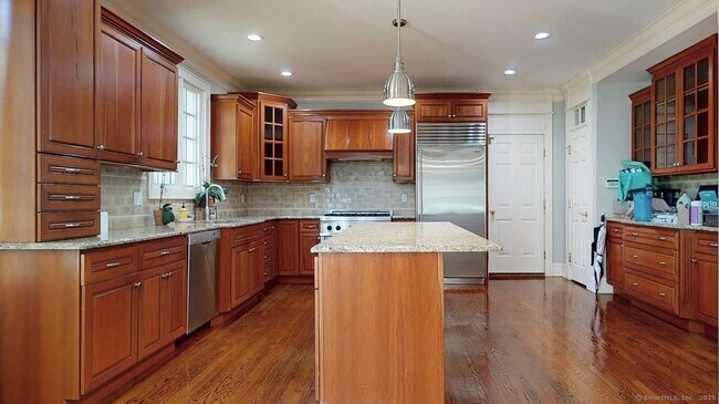 Foto del edificio - 59 Crescent Rd