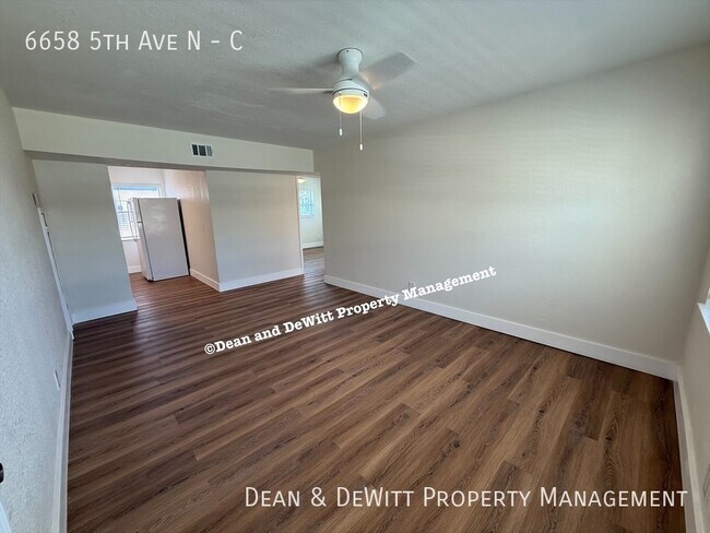 Foto del edificio - 6658 5th Ave N