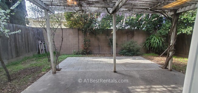 Foto del edificio - 4129 Windom Ct