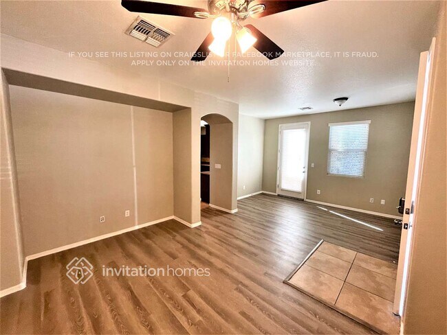 Foto del edificio - 2974 N Clanton St