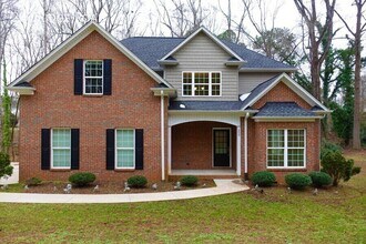 Building Photo - 200 State Rd S-42-2591