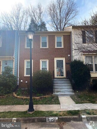Building Photo - 5512 Cheshire Meadows Way