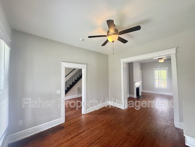 Photo - 411 W 26th St House