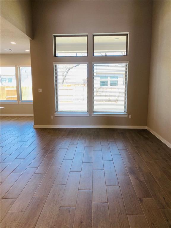 Building Photo - 846 Whitetail Dr