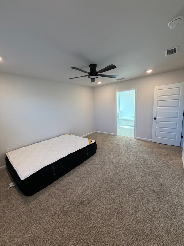 Building Photo - 5136 Rivergrass Dr