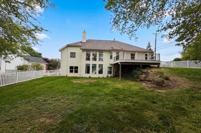 Building Photo - 16802 Enderbush Ln