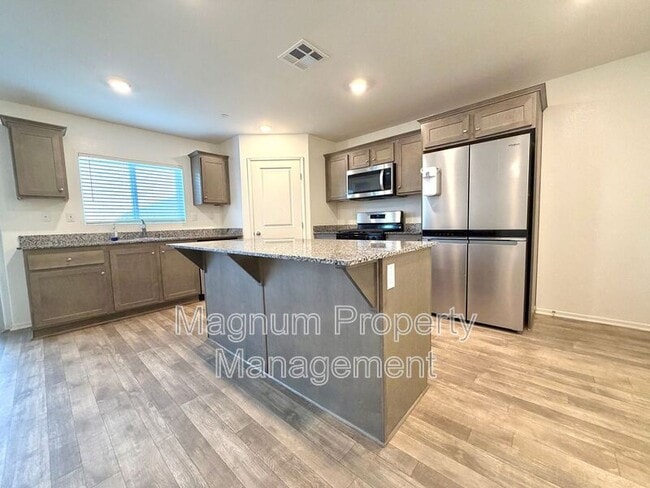 Building Photo - 30900 Impala Ct