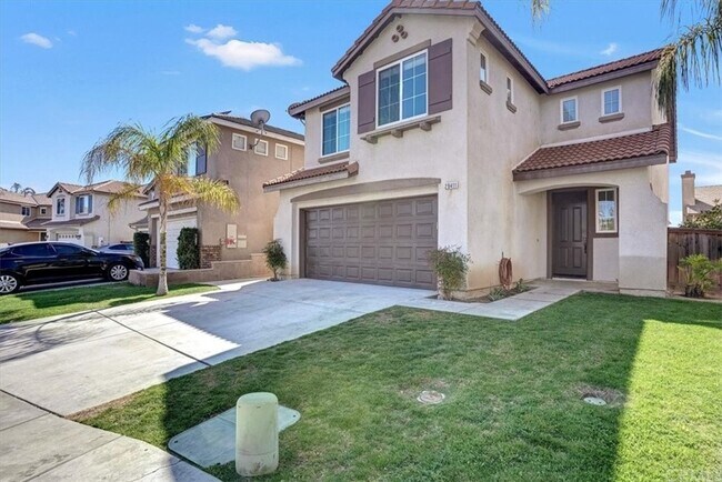 Front - 29411 Piazza Ct