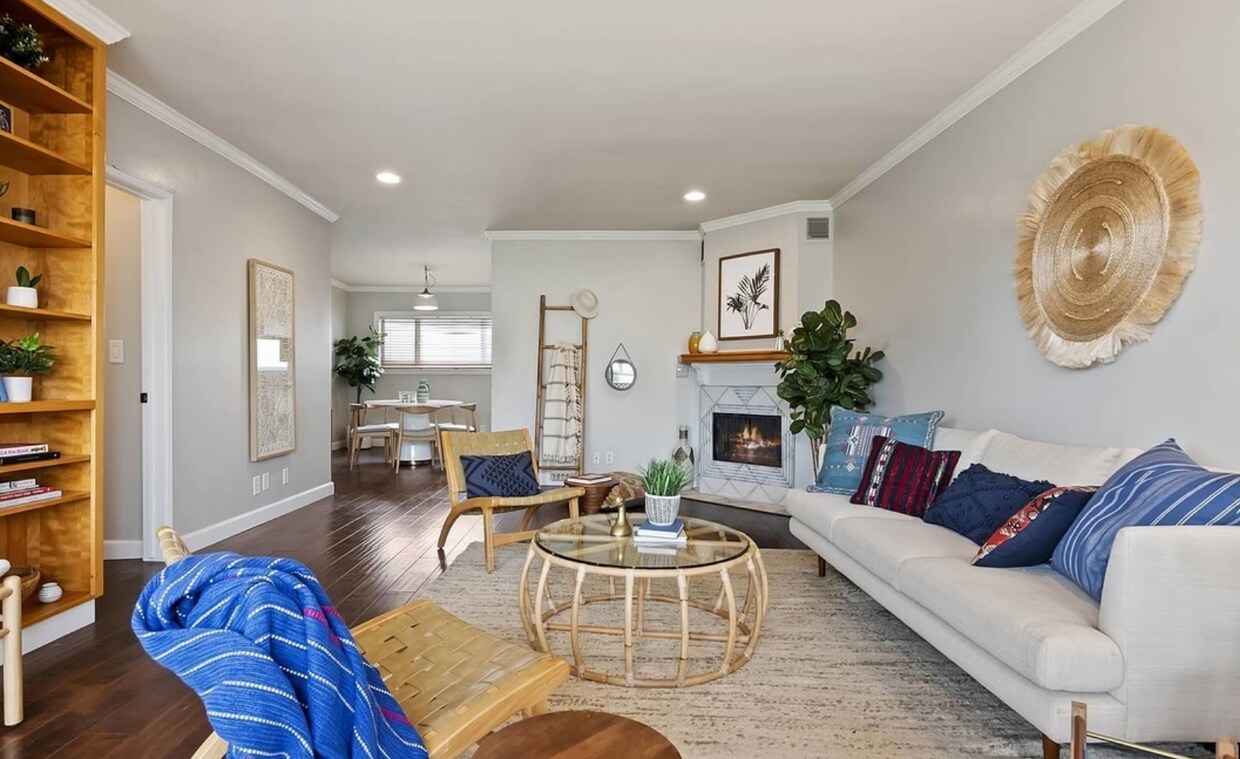 Living Room 2 - 1538 Berkeley St