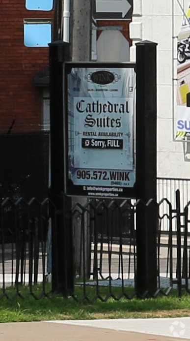 Building Photo - Cathedral Suites