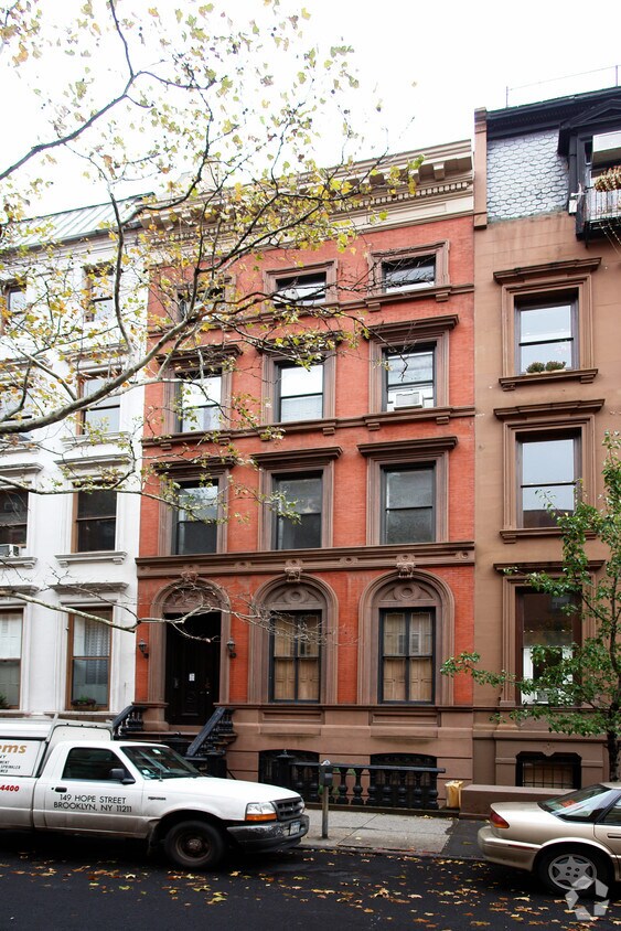 Primary Photo - 134 Joralemon St