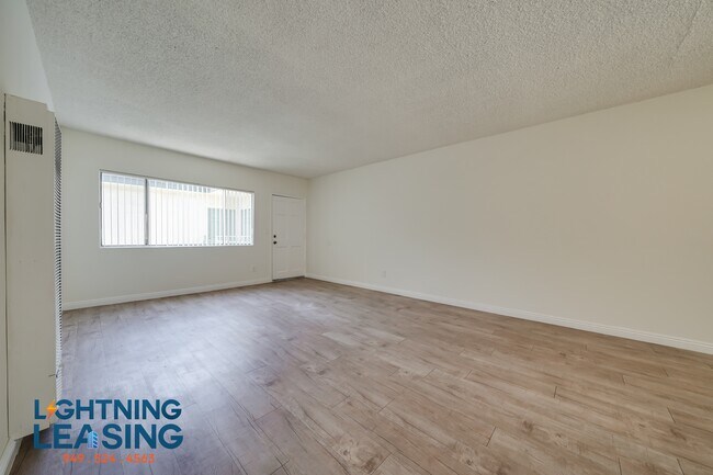 Foto del edificio - 5132 1/2 Yarmouth-47D