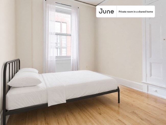 Room in Shared 4 bed/1 bath home in Chelsea - Room in Shared 4 bed/1 bath home in Chelsea