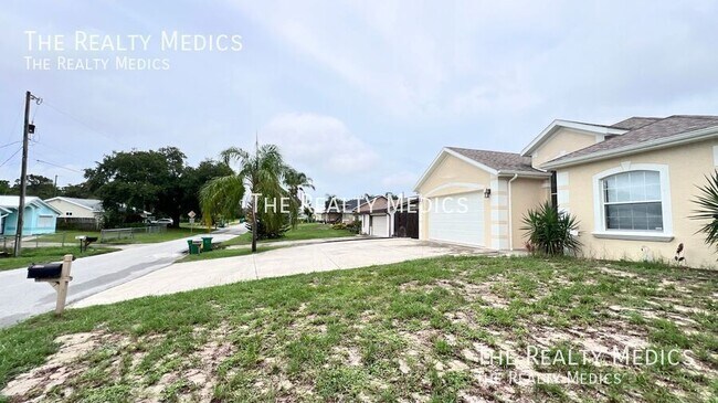 Building Photo - 795 Alcazar Ave