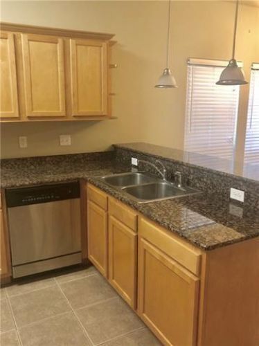 Foto del edificio - 162 Emerald Oaks Dr