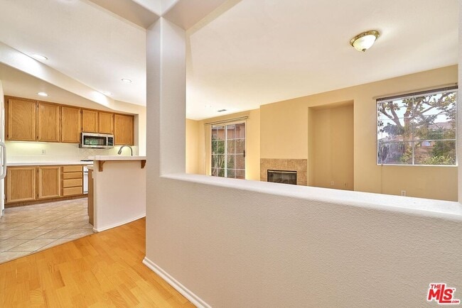 Foto del edificio - 28058 Dickason Dr